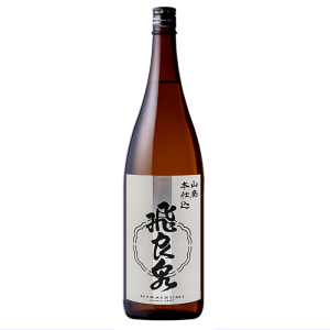 飛良泉　山廃本仕込（特別本醸造） 720ml